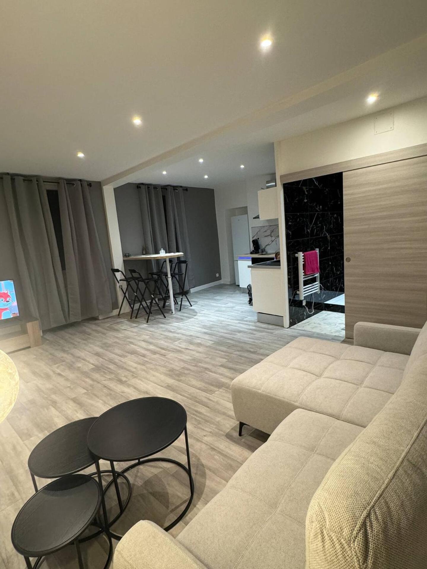Le Spacieux Appartement *